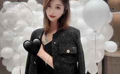 他解开我奶罩吸我奶